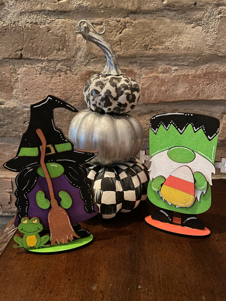 Halloween Gnomies (B)