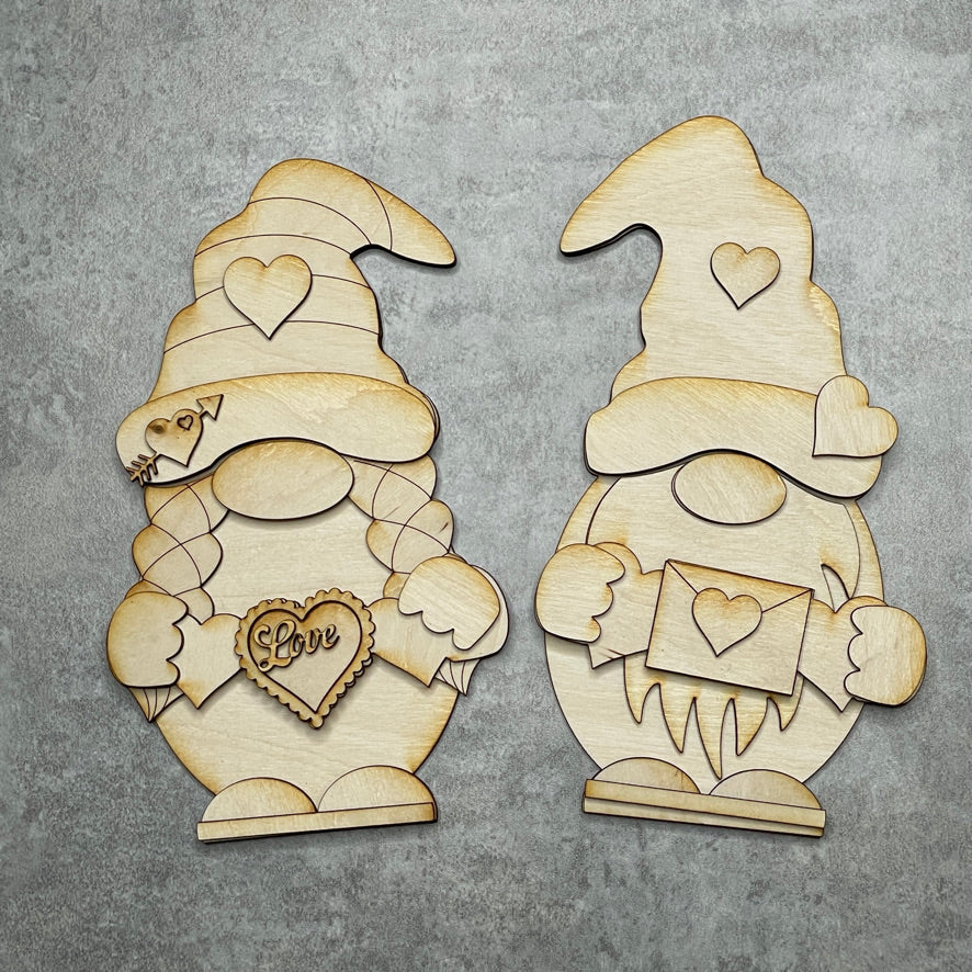 8" Valentine Gnome Couple
